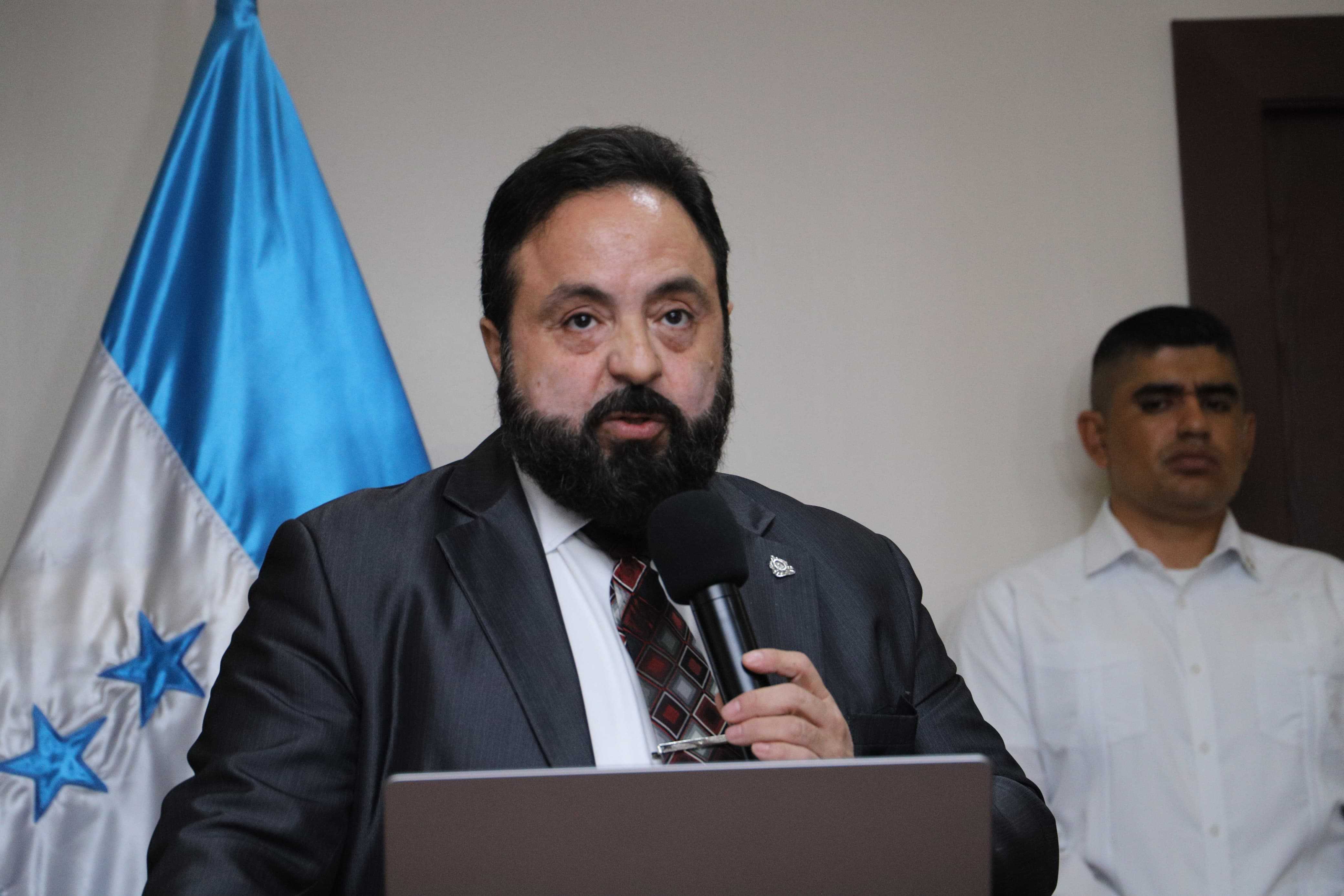 El presidente, Luis Redondo nombra Comisión Especial de Dialogo, para la elección del Fiscal General y Fiscal Adjunto